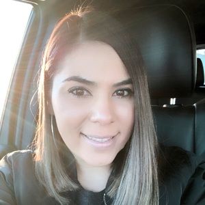 Meet your Posher, Nidia